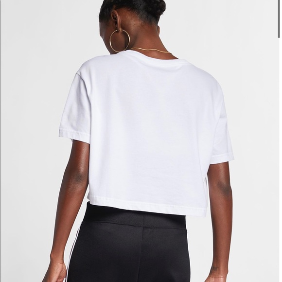 NIKE | White Cropped Top - Picture 2 of 5